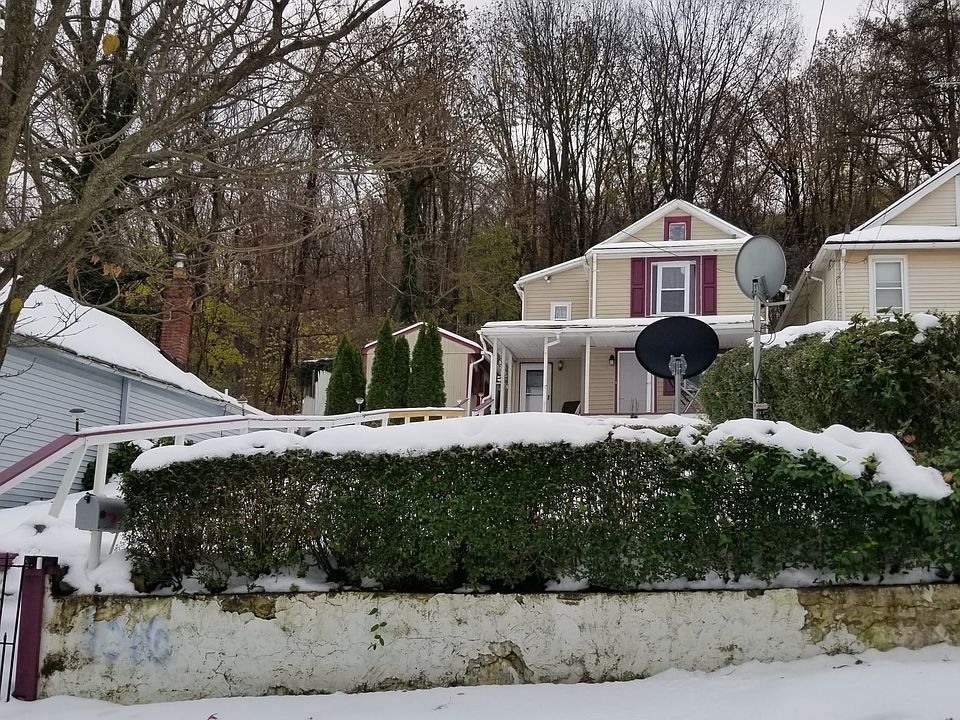 2nd image of 1316 E 7th St