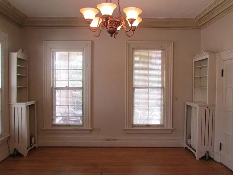116 E Gorham St — Photo 3