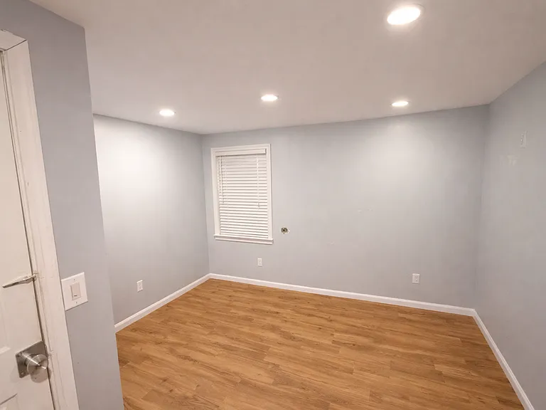 217 Seward Ave NW — Photo 10