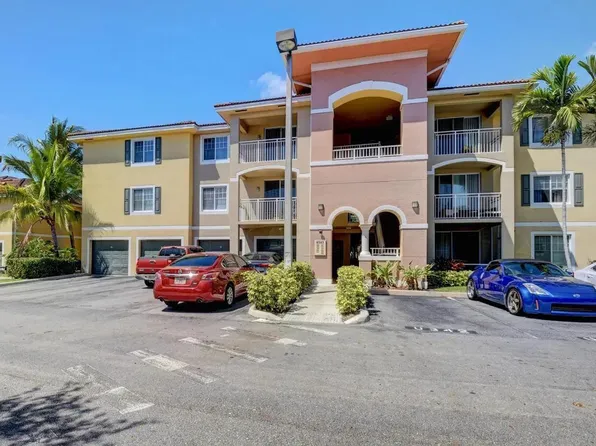 6565 Emerald Dunes Dr APT 301, West Palm Beach, FL 33411