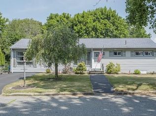 43 Clipper Way, Bristol, RI 02809