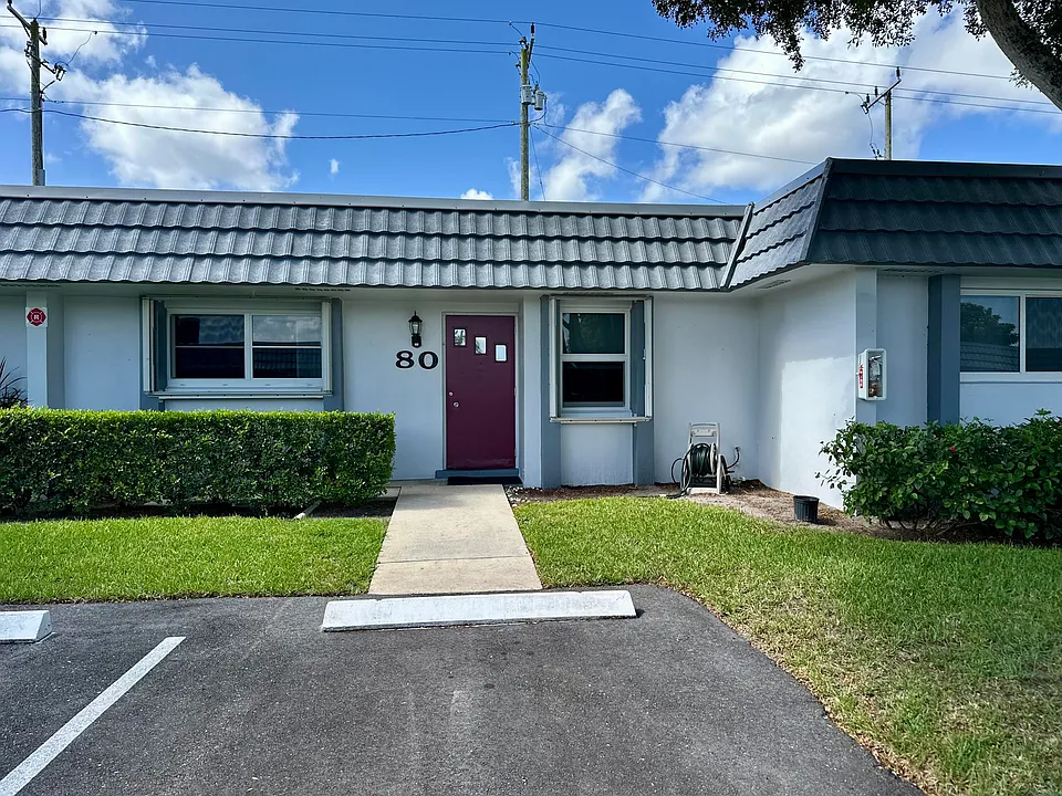 2886 Fernley Dr E #80