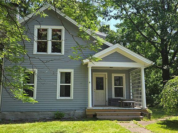 2nd image of 25 Spring St