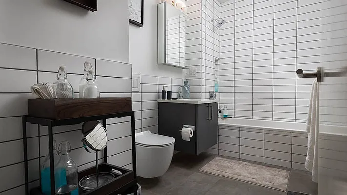 Rented by Nooklyn NYC LLC | media 77