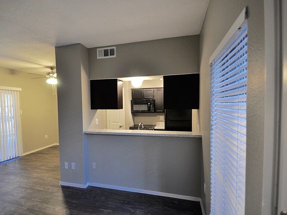 4th image of 1820 N Garrett Ave APT 114