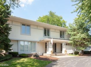 3 Kimberley Cir, Oak Brook, IL 60523