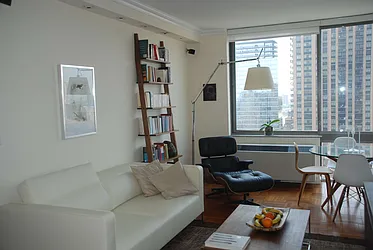 Rented by Lifecanbe LLC