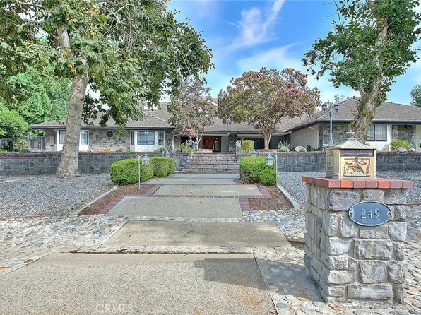 249 Independence Dr, Claremont, CA 91711