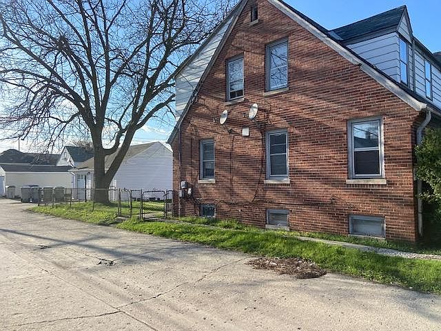 2nd image of 4023 N 48th St #2