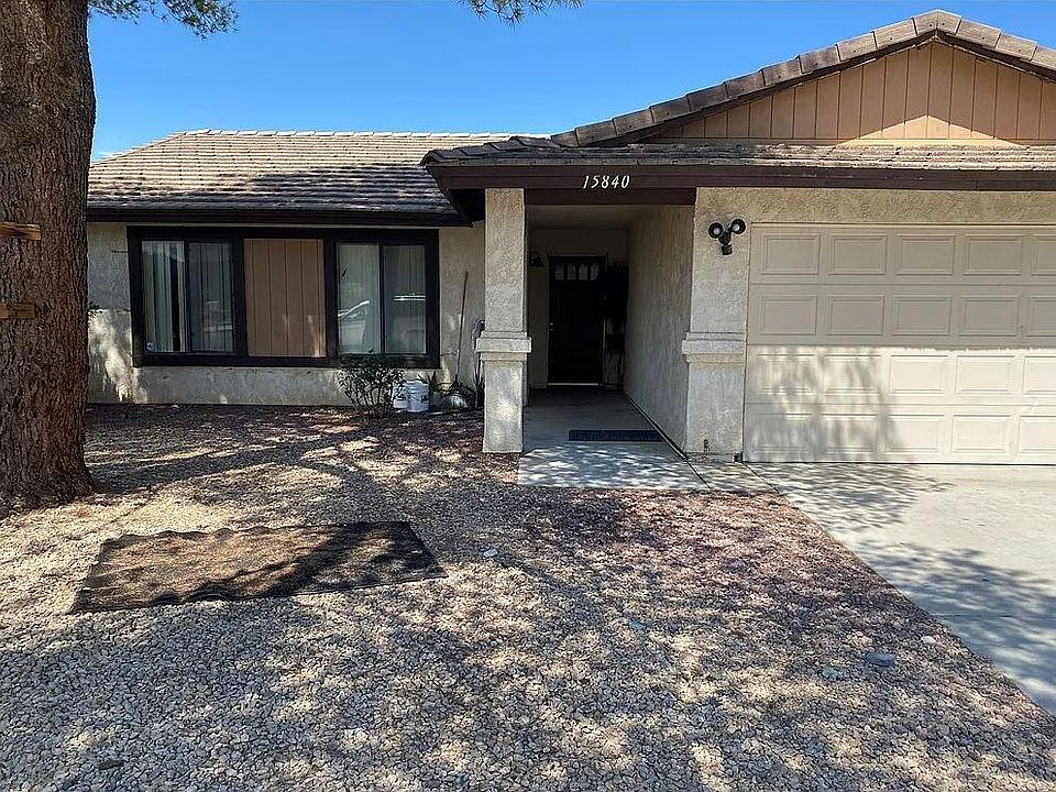 1st image of 15841 Candlewood Dr