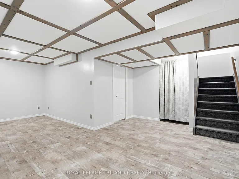 55 Sunrise Ct #A — Photo 18
