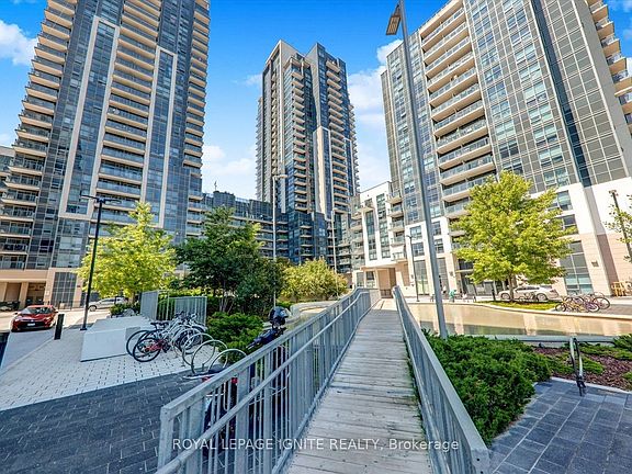 5th image of 30 Meadowglen Pl #1110