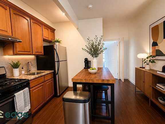 3rd image of 1397 Greene Ave #3B