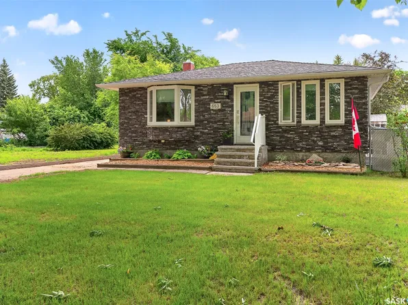 653 Duffield Street W, Moose Jaw, SK S6H 5J2