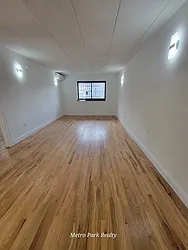 Rented by Metro Park Realty Inc