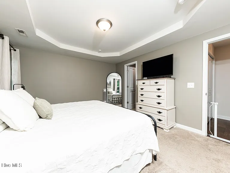 137 Wilburne Dr — Photo 20