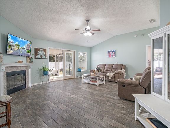 2nd image of 23963 Flora Parke Blvd