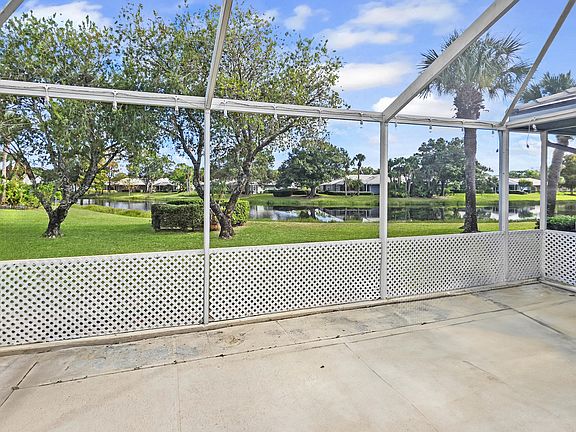 3rd image of 1217 NW Sun Terrace Circle #B