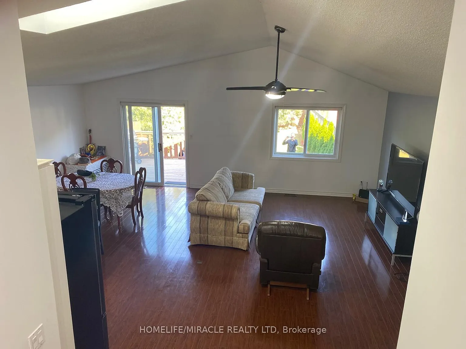 3 bed, $2,350 — Photo 3