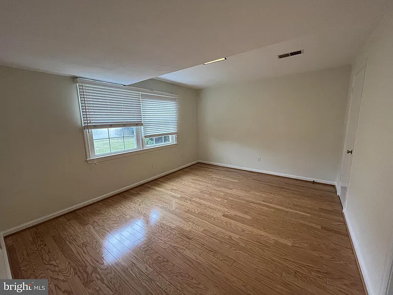 6301 Evermay Dr — Photo 13