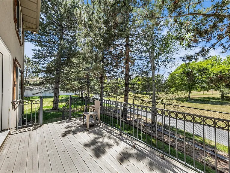 685 E Union Pines Ct — Photo 14
