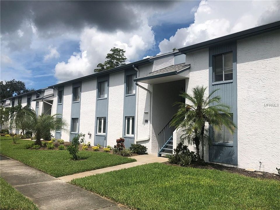 1st image of 117 Cypress Ln #17