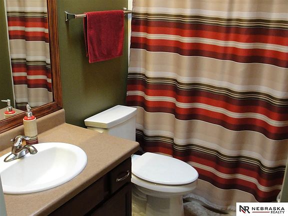 4th image of 14273 Redick Ave