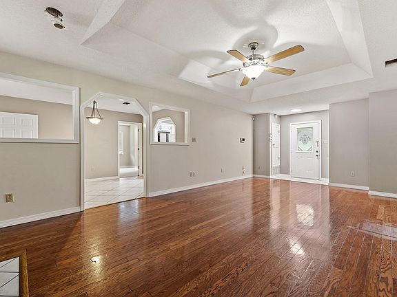 5th image of 3304 N 8th St