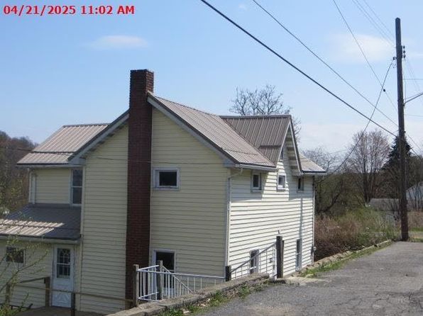 1008 38th St, Northern Cambria, PA 15714