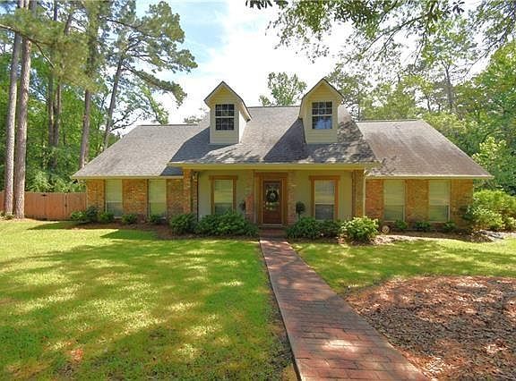 2nd image of 114 Myrtlewood Dr