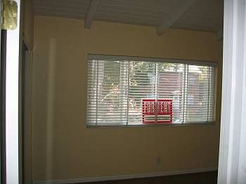 5th image of 504 Monterey St