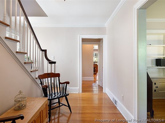 5th image of 504 Westmont Dr
