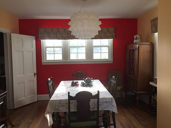 Dining Room (accent wall)