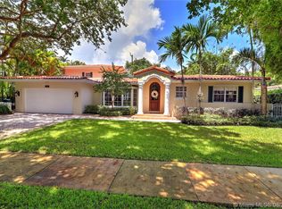 1015 Bayamo Ave, Coral Gables, FL 33146