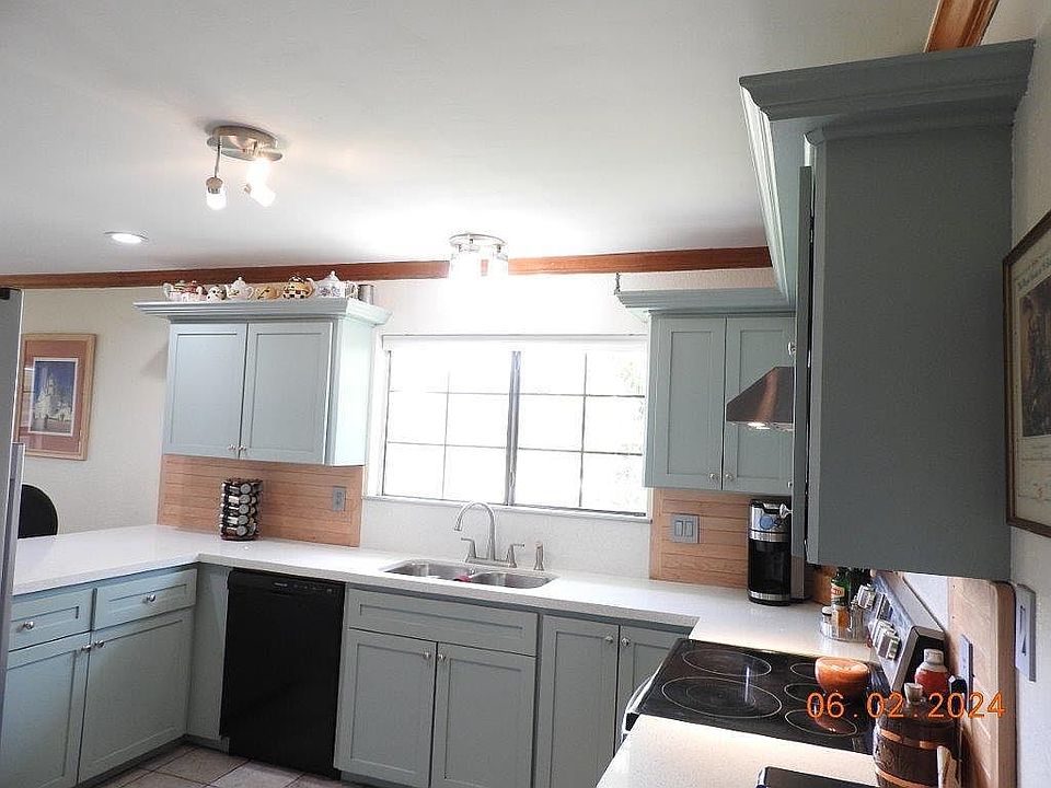 1st image of 104 Vista Del Golf