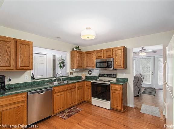 3rd image of 55351 Boardwalk Dr