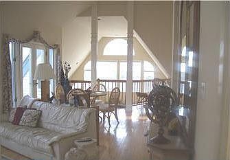 Second floor living area