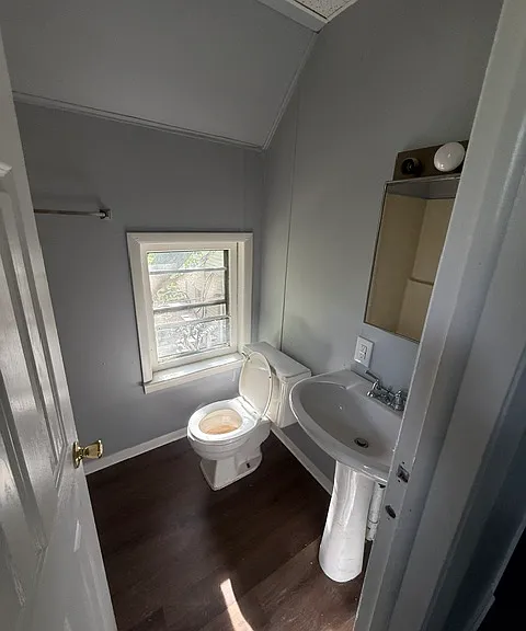 901 W Beardsley Ave #D — Photo 6