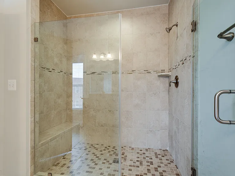 737 Diamond Ave — Photo 18