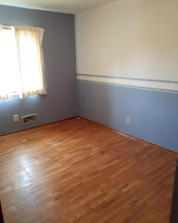 2nd image of 4520 Stinson Blvd NE