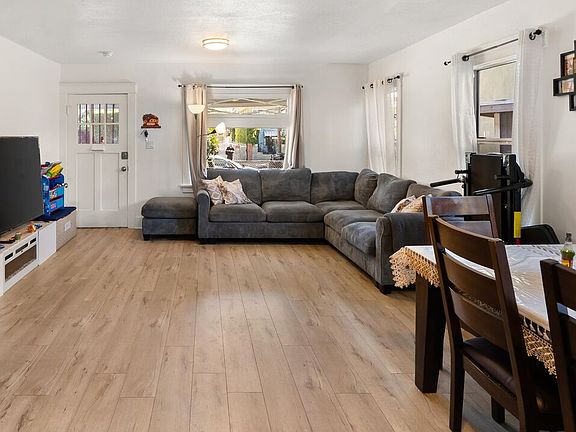 5th image of 4615 Orchard Ave