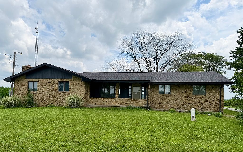 22298 N State Highway 1 - Property Image