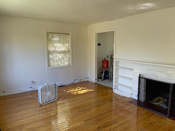 Living room. Brand new kitchen being installed next week