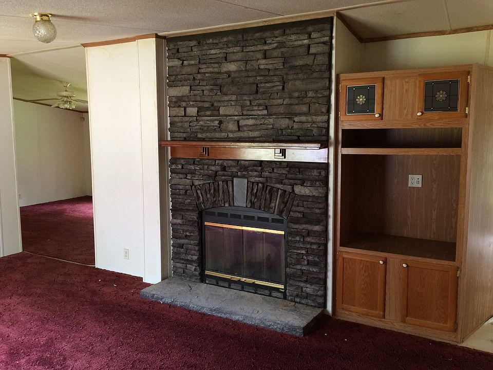 Living Room with Fireplace