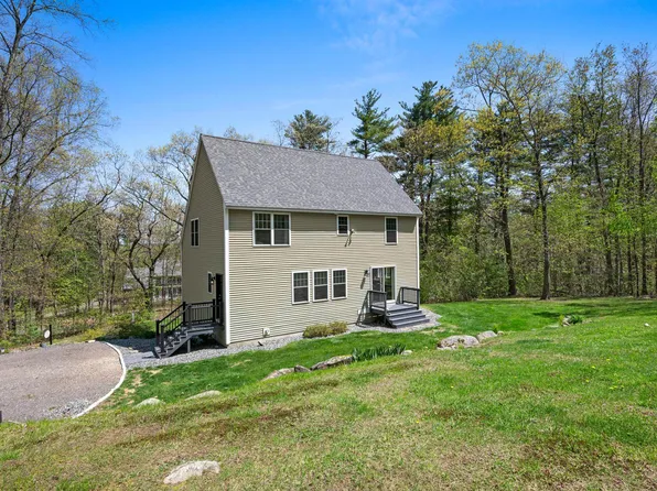 18 Bunker Hill Avenue, Stratham, NH 03885