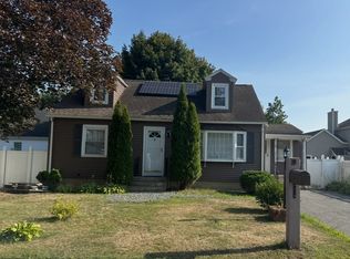 10 Albermarle St, Methuen, MA 01844