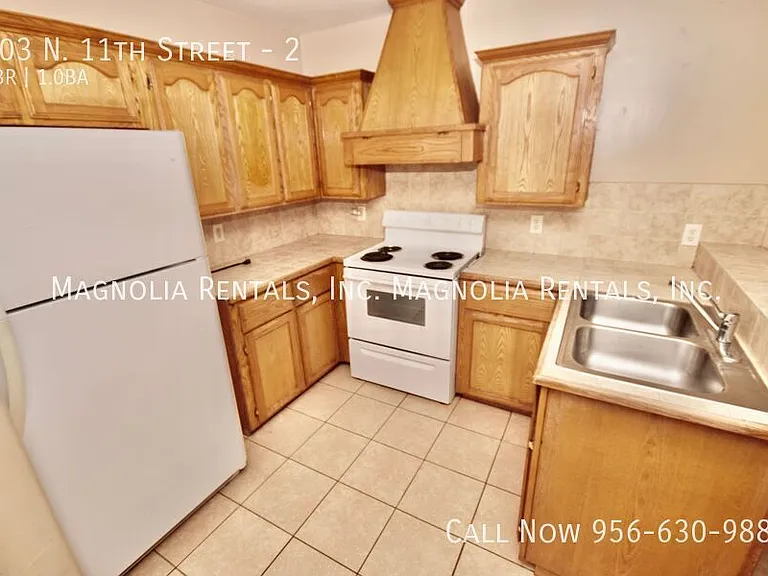 503 N 11th St #2 — Photo 5