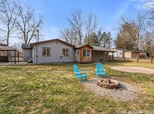 165 Mabel St NW, Comstock Park, MI 49321