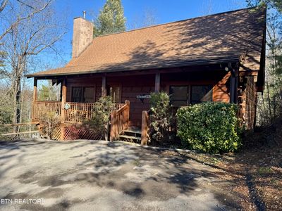 727 Golden Eagle Way, Pigeon Forge, TN, 37863