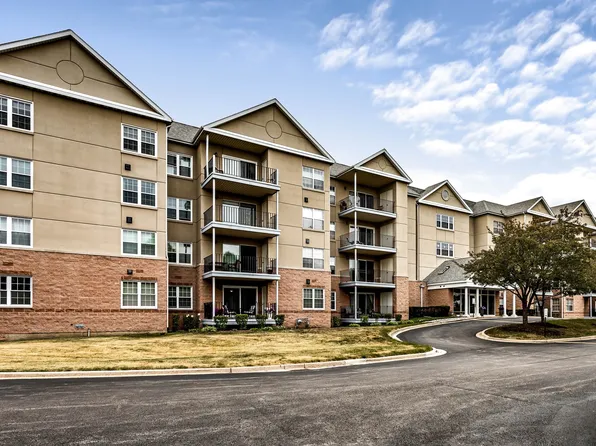 13750 S Bristlecone Dr #408, Plainfield, IL 60544